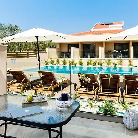 Hotel Astir Notos 4*