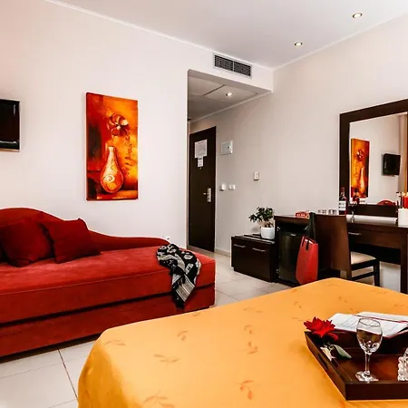 Astir Notos بوتوس