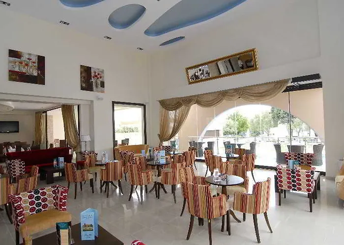 Ξενοδοχείο Astir Notos 4*