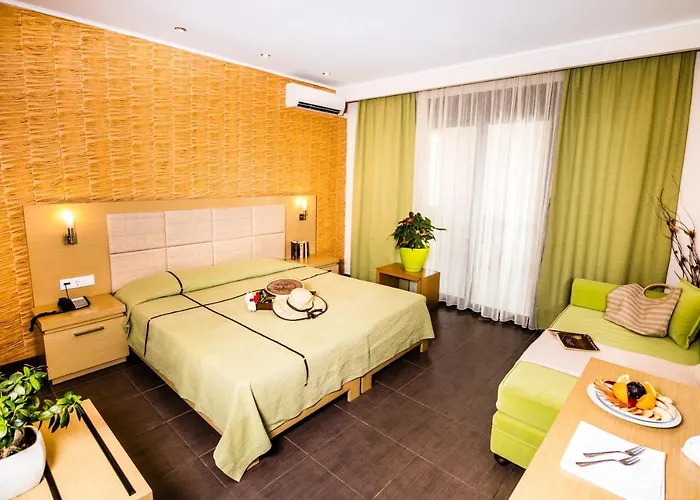 Ξενοδοχείο Astir Notos 4*